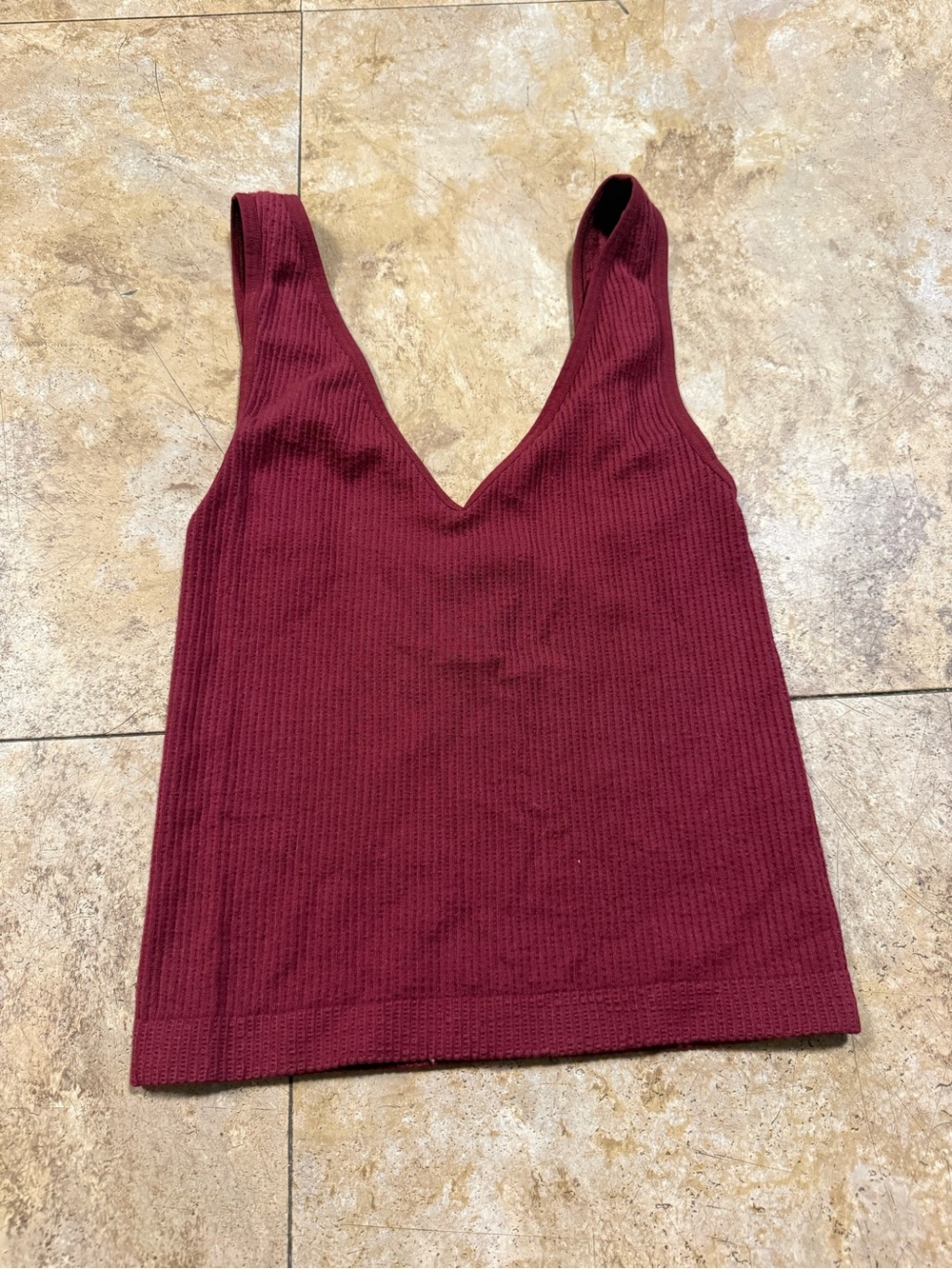 Sleeveless V-Neck Ribbed Tank Top - Burgundy